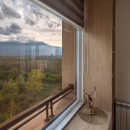 Brand New Luxury With Great Views Apartament