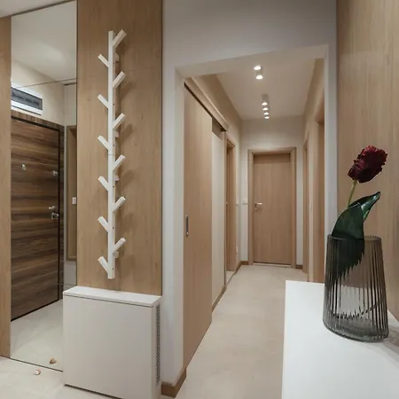 Brand New Luxury With Great Views Apartament *