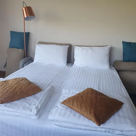 Brand New Luxury With Great Views Apartament