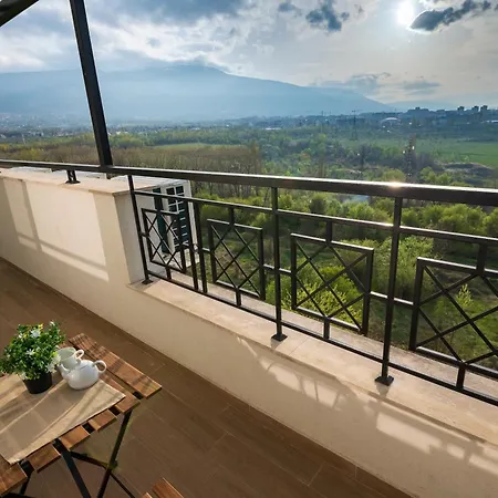 Apartmán Brand New Luxury With Great Views